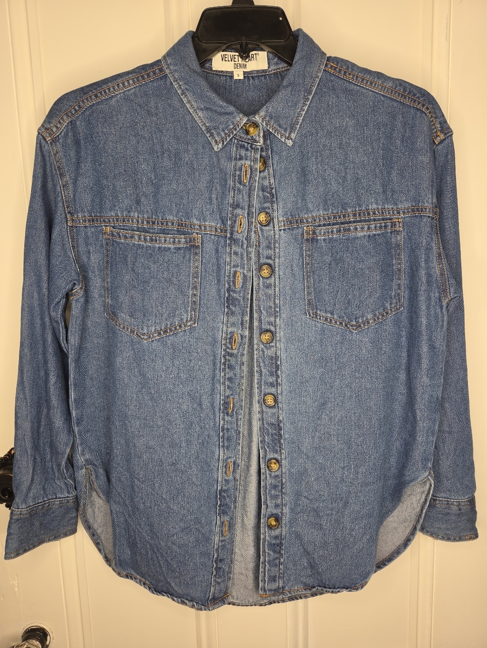 Velvet Heart Medium Blue Denim Button-Down Shirt